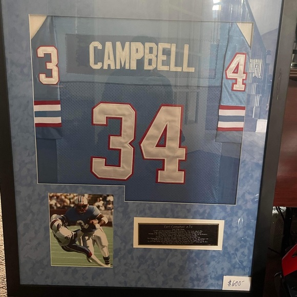 Autograph tee and frames - Picture 1 of 14